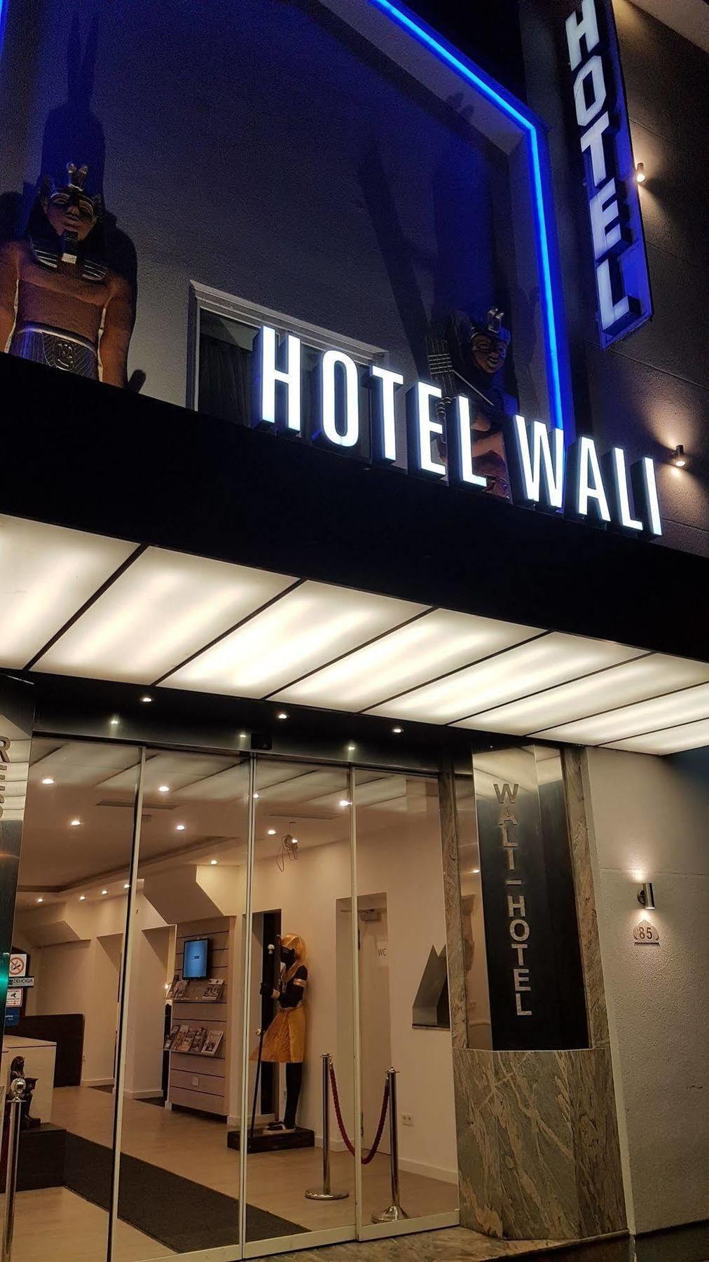 Wali'S Hotel Билефельд Экстерьер фото